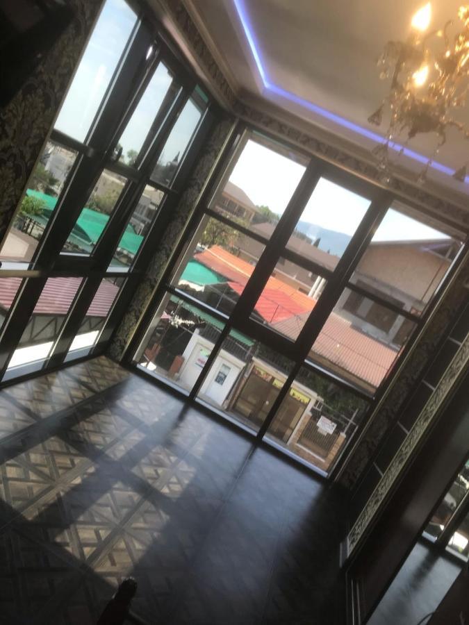 Nina Mini Hotel Gagra Exterior photo